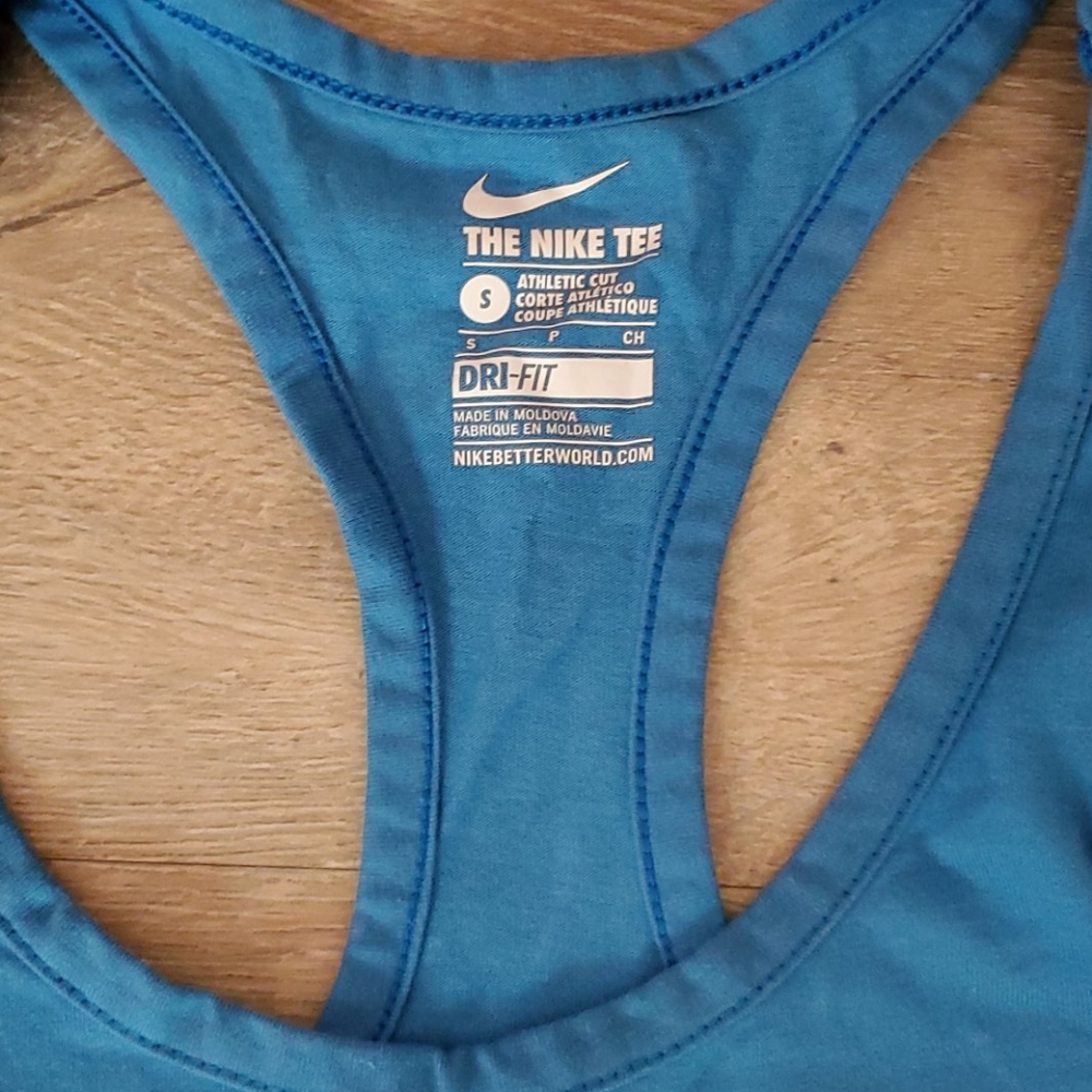 Nike Dri-Fit Racerback Tank Tee, Small - Picture 2 of 3